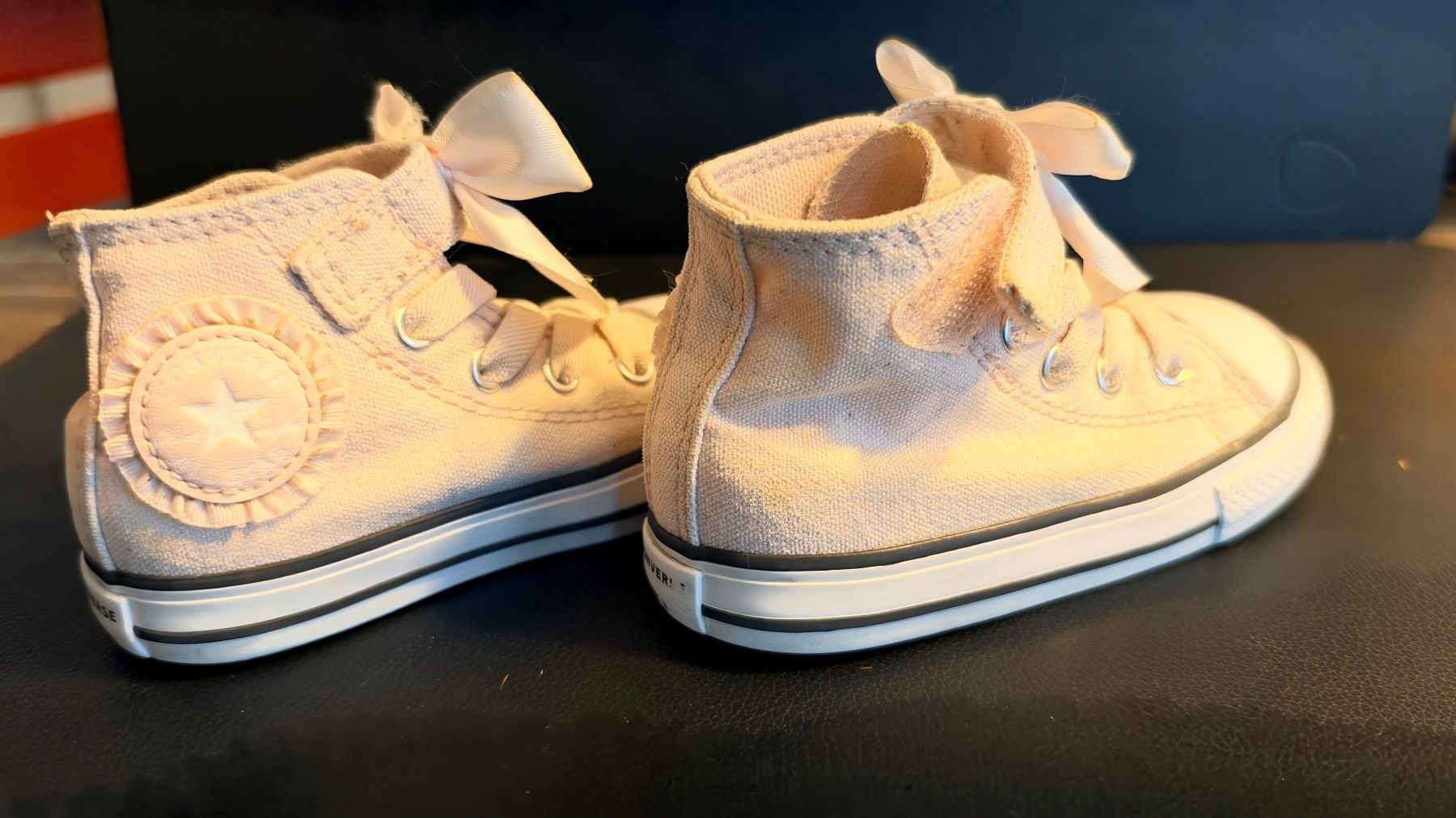 Converse Schuhe für Mädchen: Converse Sneaker High mit Schleife rosa gebraucht – Gebraucht aus Zürich von kofkathecat 4