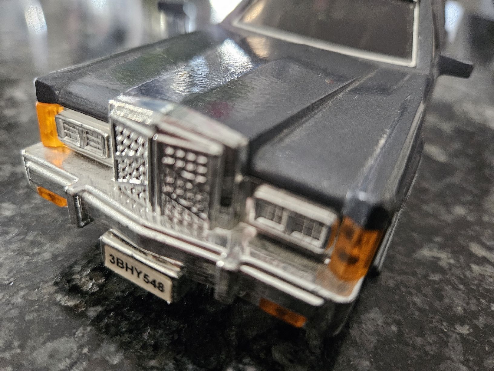 Modellautos: Lincoln Town Car Stretch-Limo 1:32 – Gebraucht aus Kaiseraugst von Carkos 4