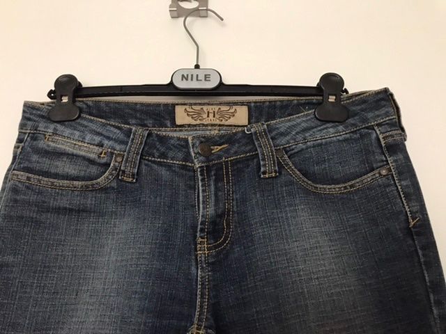 Jeans: Jeans, HintJeans – D'occasion à Boudry par JulieG13