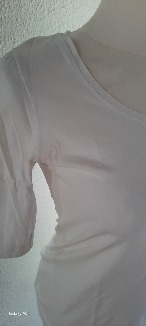 Opus T-shirts: ***OPUS*** Basicshirt weiss Gr 42 – D'occasion à Wädenswil par H2H_Secondhandshop 2