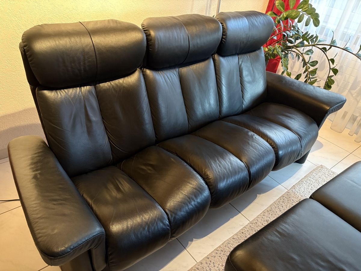 Divani: 3er Ledersofa mit Couchtisch – Nuovo (secondo la descrizione) da Zeihen venduto da My5tery 2