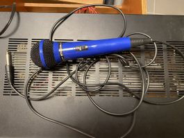 Microfono blu InterSound con cavo