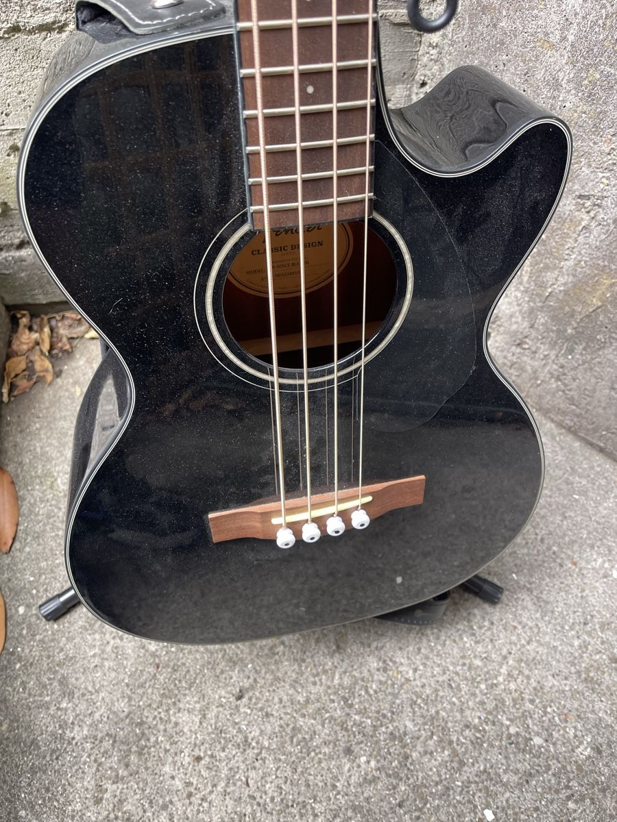 Fender Strumenti musicali: Fender Bass Gitarre – Usato da Roggwil BE venduto da Premier26 1