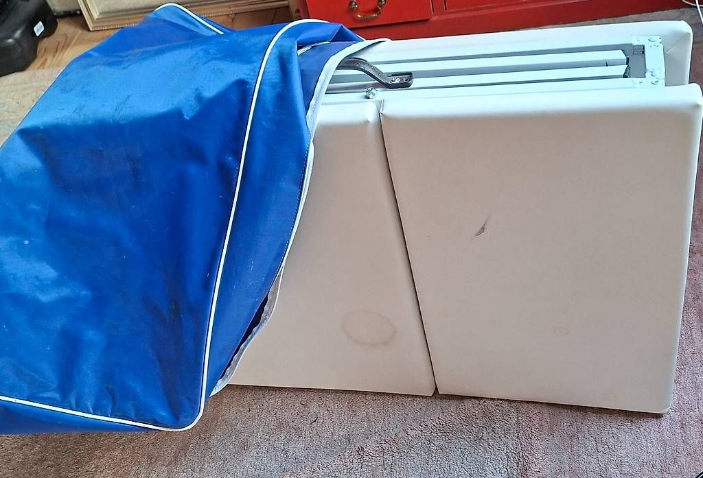 Kosmetik-& Massageliegen: Table de massage transportable  – Gebraucht aus La Praz von dom_zb5c 3