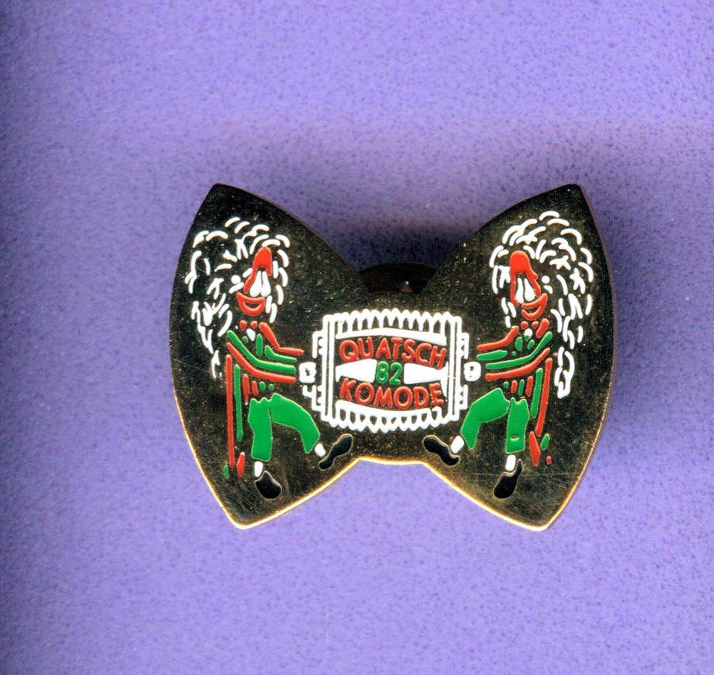 Placchette & Badge: Waggis  QUATSCH  KOMODE  '82 – Usato da Winterthur venduto da Sammleroase