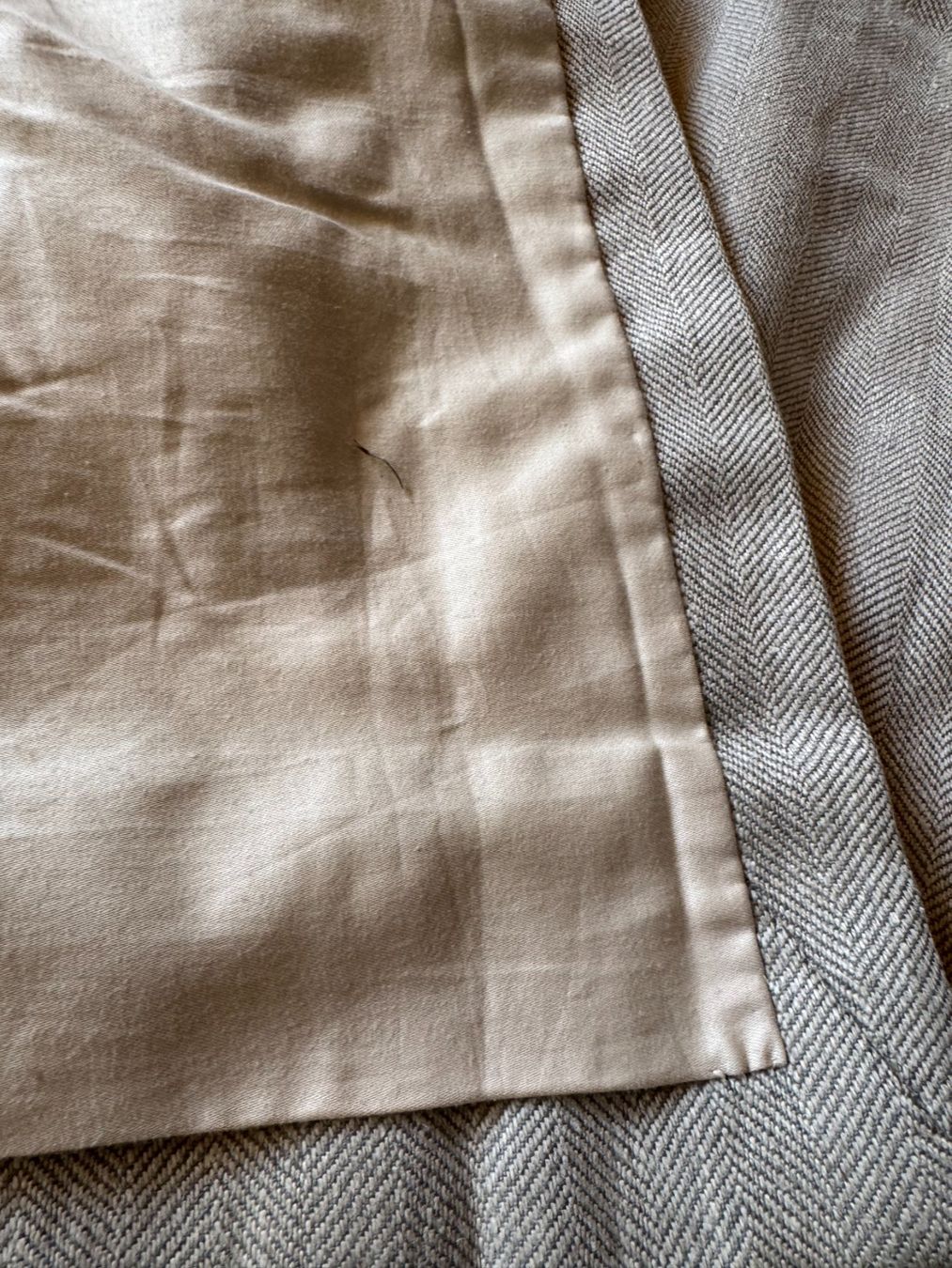 Tende: high-opacity linen curtains – Usato da Oeschseite venduto da -Luxury-On-Line- 2
