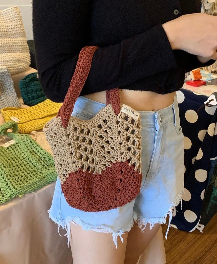 Borse: Crocheted bag handmade beige red medium size 17x19.5cm – Nuovo (secondo la descrizione) da Lossy venduto da Jungs_Macrame 2