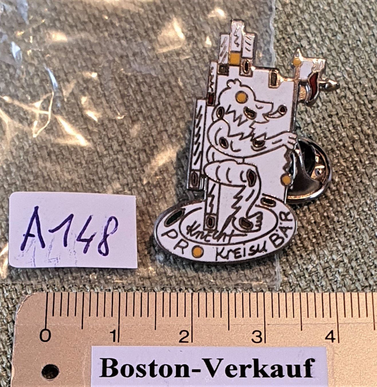 Placchette & Badge: A148 - Kunst Pin Kreiselbär Housi Knecht – Usato da Reinach BL venduto da Boston-Verkauf 2