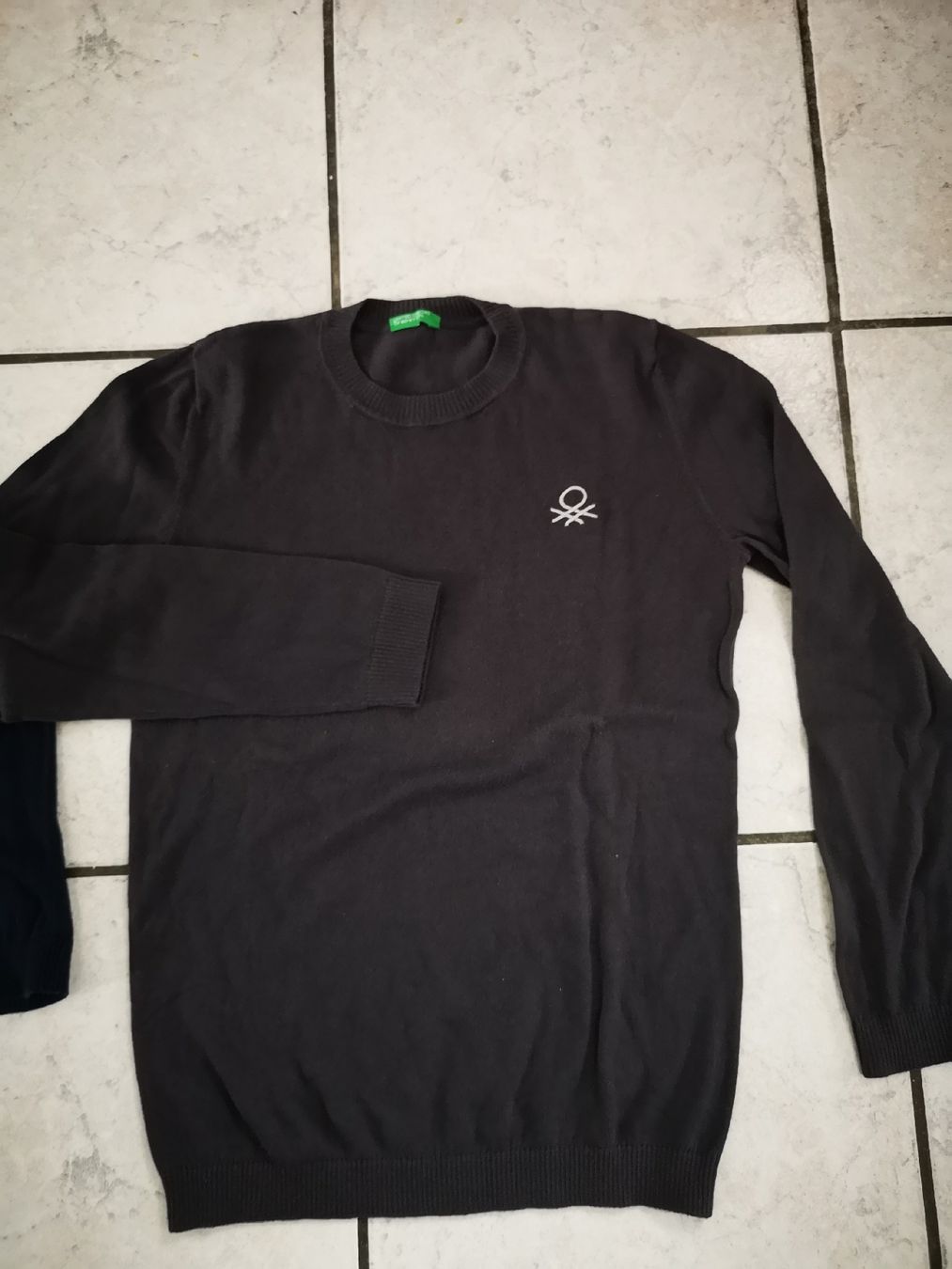 Benetton Pulls et sweat-shirts: 2 x dünne Benetton Pullover gr. 122-128 – D'occasion à Sevelen par gsandax 2