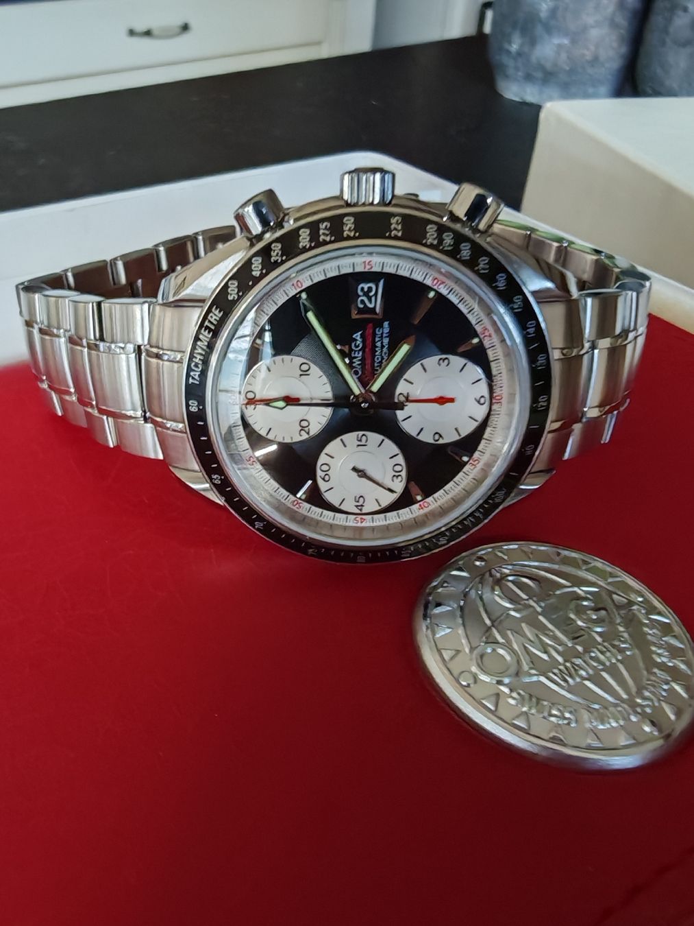 Omega Orologi: Oméga Speedmaster Date Chrono Full Set année 2009 – Usato da TROISTORRENTS venduto da winwin63
