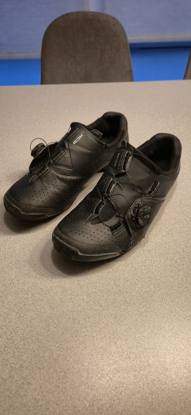 Shimano Herrenschuhe: Chaussure vtt Shimano xc3 – Gebraucht aus Cheseaux-Lausanne von stevo85
