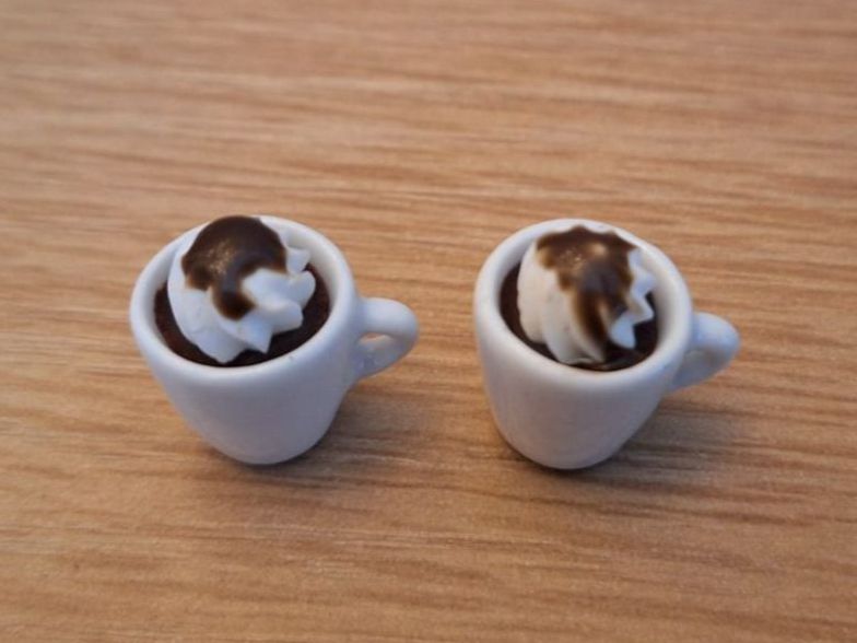 Case e mobili per bambole: Handmade 2 Kaffee Tassen keramik – Nuovo (secondo la descrizione) da Zürich venduto da HandmadeTinyFood