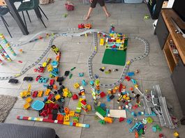 Riesiges Lego Duplo Paket - Eisenbahn, unzählige Bausteine!