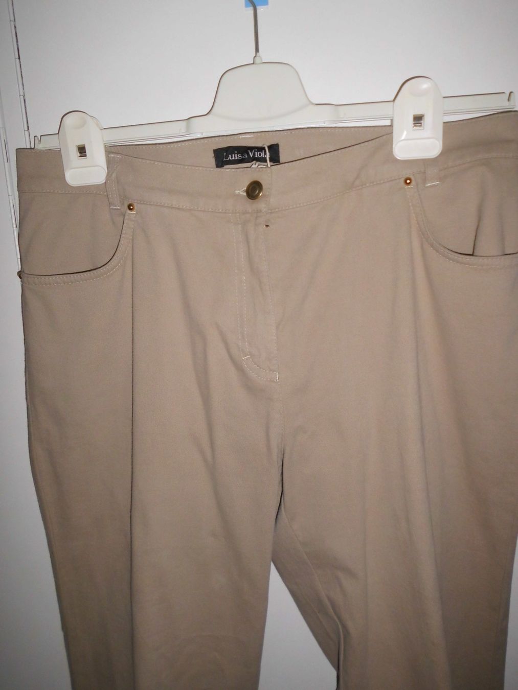 Jeans: Jeans beige T. 44 – Nuovo (secondo la descrizione) da Marin-Epagnier venduto da Madja 1