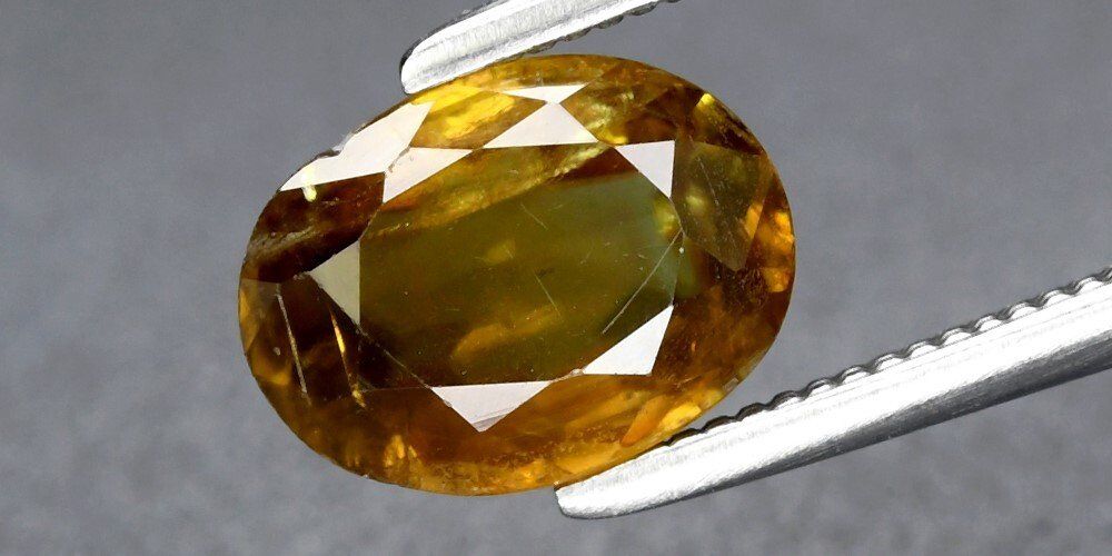 Pietre preziose: 1,16 ct Sphène naturel – Usato da Carouge GE venduto da Crystal_Energy