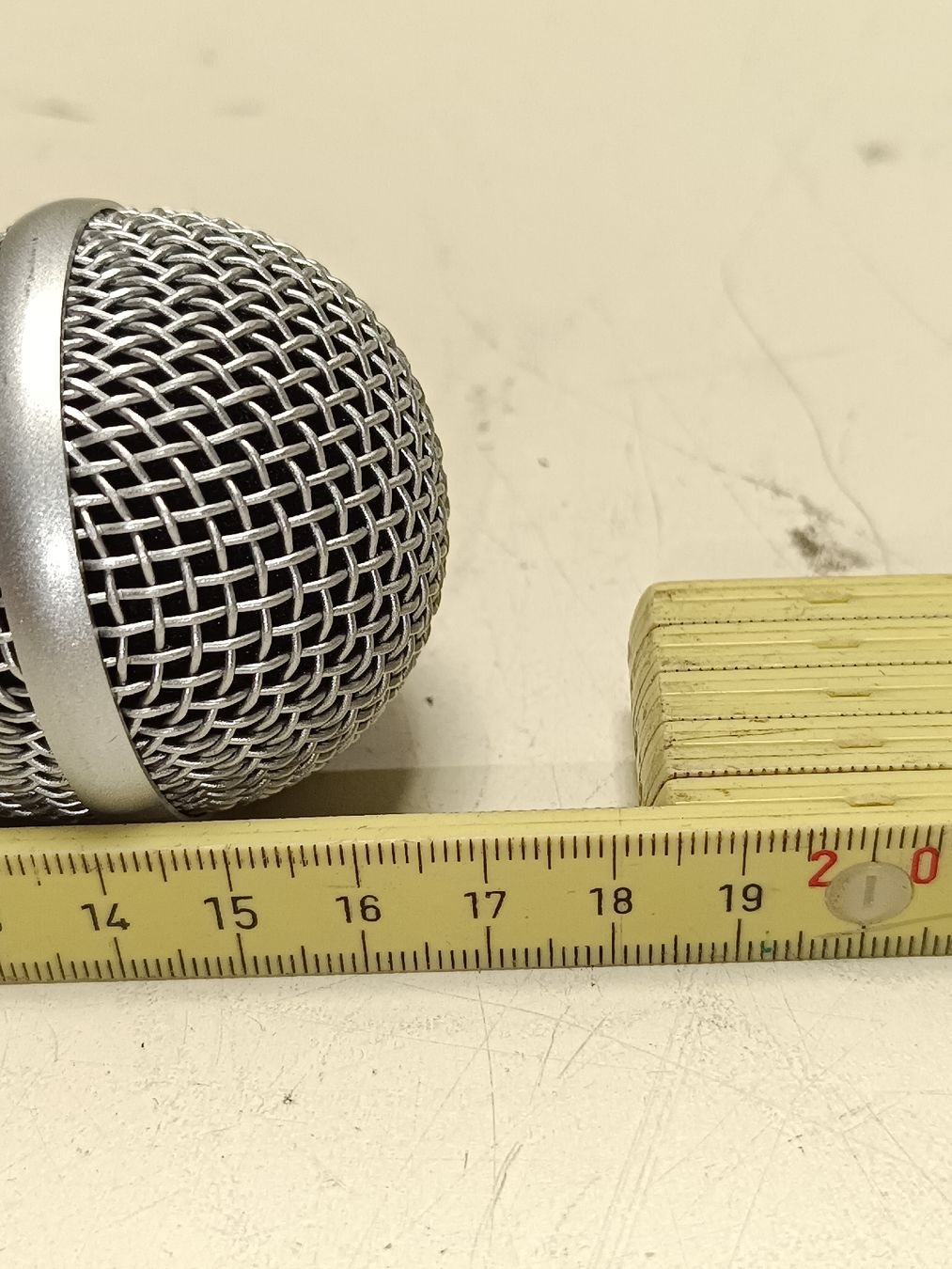Microfoni: Dynamisches Mikrofon DM-2500 - (em50) – Usato da Künten venduto da Schnaepplihuus 5
