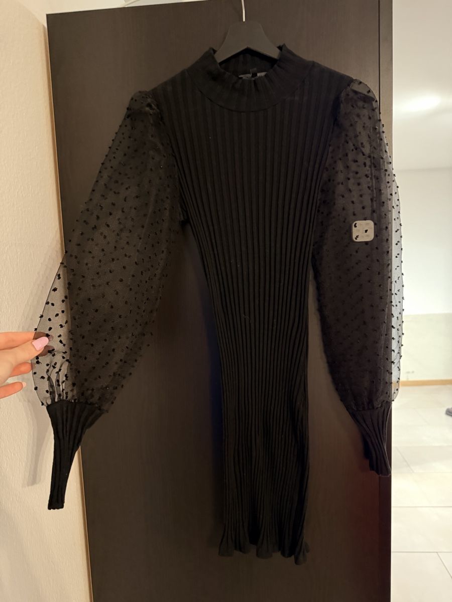 Robes: Kleid Gr. S-M – Neuf (Voir description) à Brunnen par ser_jhv7