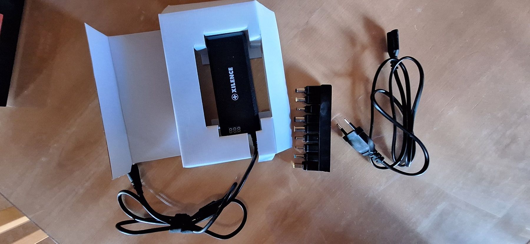 Lecteurs & Adaptateurs: Notebook Adapter universal – Neuf (Voir description) à Achseten par schwiri035 2
