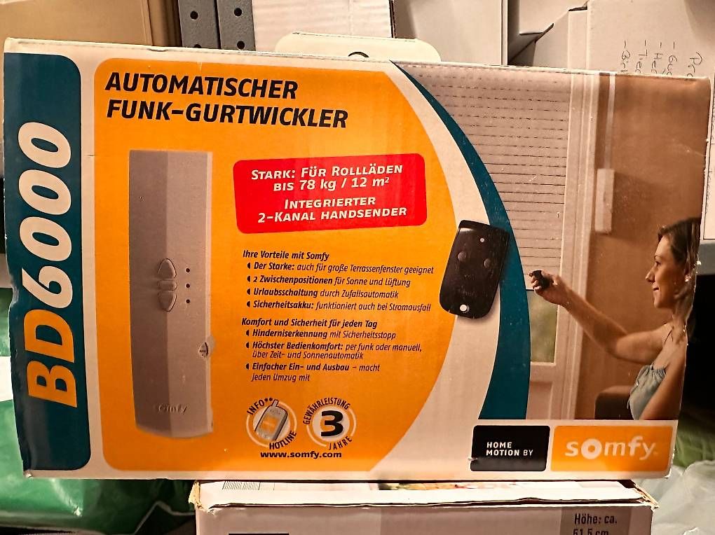 Somfy Tende da sole: Somfy Gurtwickler Elektrisch mit FB.  Unterputz – Usato da Meilen venduto da Amanda