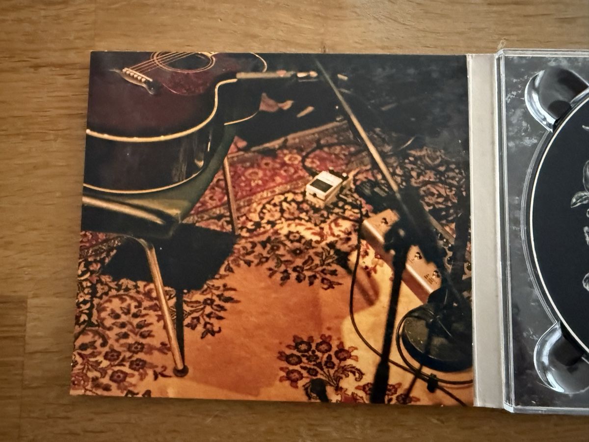 CD: Lovebugs - Naked Lovebugs CD - Gadget – Usato da Goldach venduto da Messerguru 3