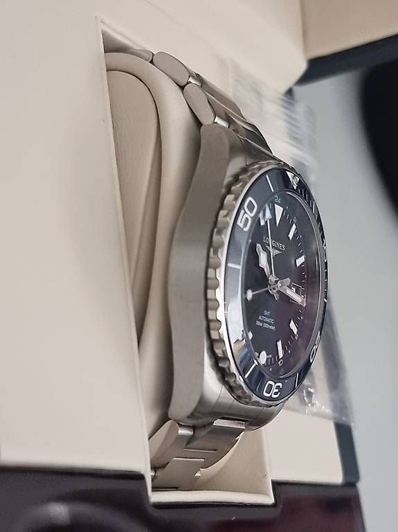 Longines Orologi: LONGINES HydroConquest GMT 41mm blau – Usato da Reinach AG venduto da Suzuki34 2
