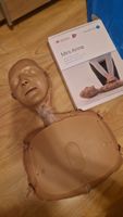 Reanimationspuppe Laerdal Mini Anne guter Zustand