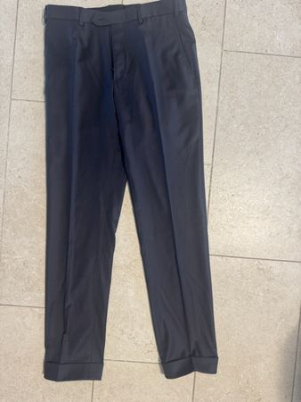 Herren Hose Brioni dunkelblau Grösse 48 neuwertig