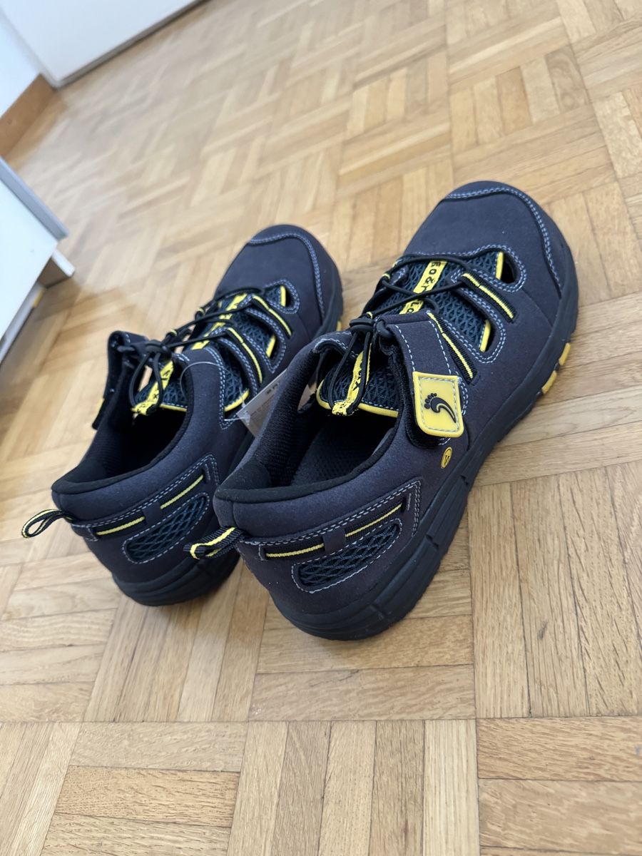 Scarpe da uomo: BAAK Sicherheitsschuhe 43 – Nuovo e nell'imballaggio originale da Schlieren venduto da adi_grp6 2