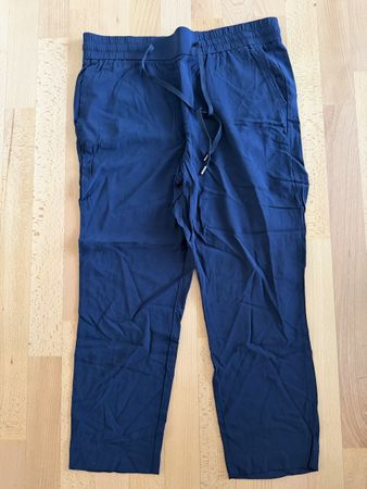 Street One Hose, Gr. 40, dunkelblau, neuwertig!
