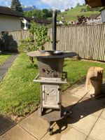Glühweinkocher-Kamin-Ofen-Gulasch.-Fonduepfanne-Outdoorküche