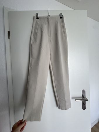 Elegante, helle Stoffhose - ZARA XS