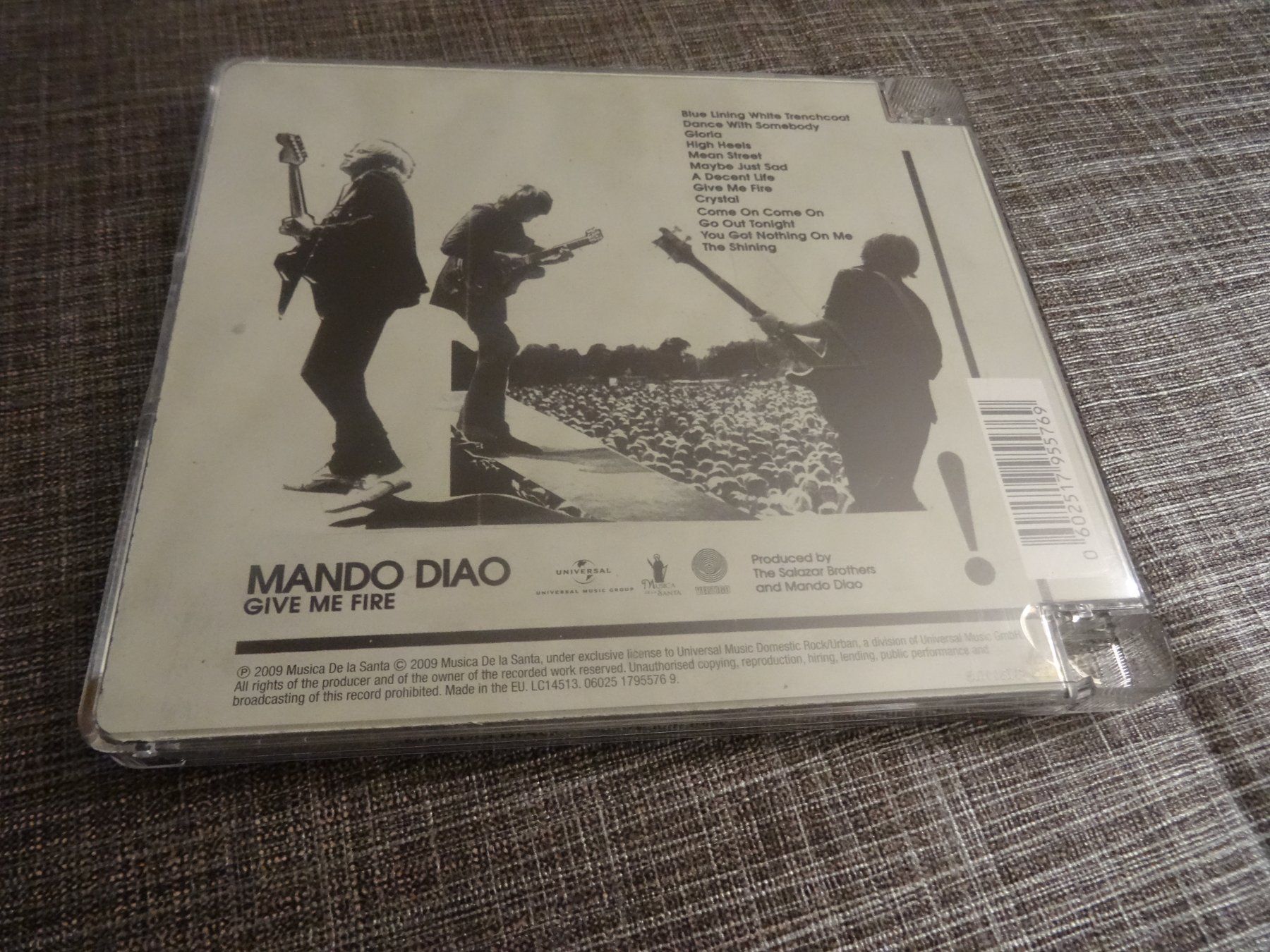 CD: Mando Diao - Give Me Fire! - CD – Usato da Olten venduto da Disc-Ausverkauf 1
