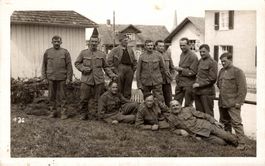 Angehörige der Schweizer Armee, ca. 1930 (evtl. Roggwil)
