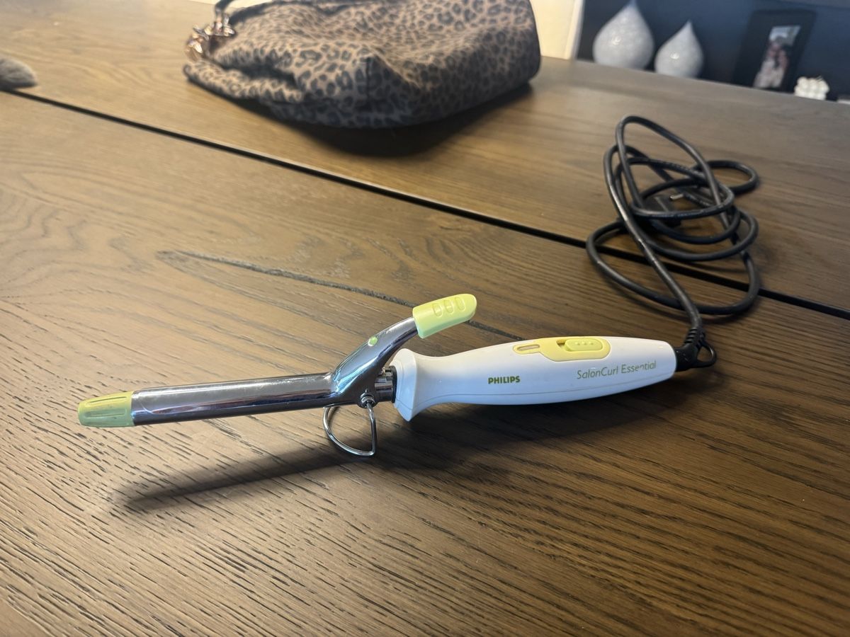 Philips Lockenstäbe & Haarglätter: Lockenstab Philips SalonCurl – Gebraucht aus Schötz von Steiner_Nadine 1