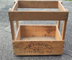 Rustikale Holzkiste HENNIEZ Lithinee SA - Vintage Deko Idee