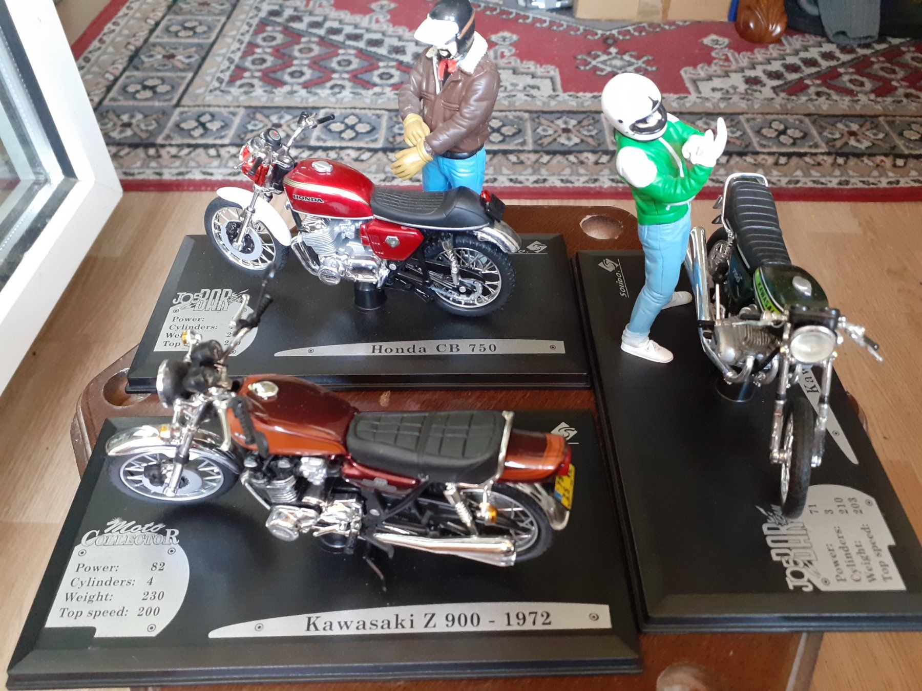 Kit di modellismo & Modellini statici: Solido Modelle 1:18 Joe Bar Team – Usato da Zürich venduto da Crocuda