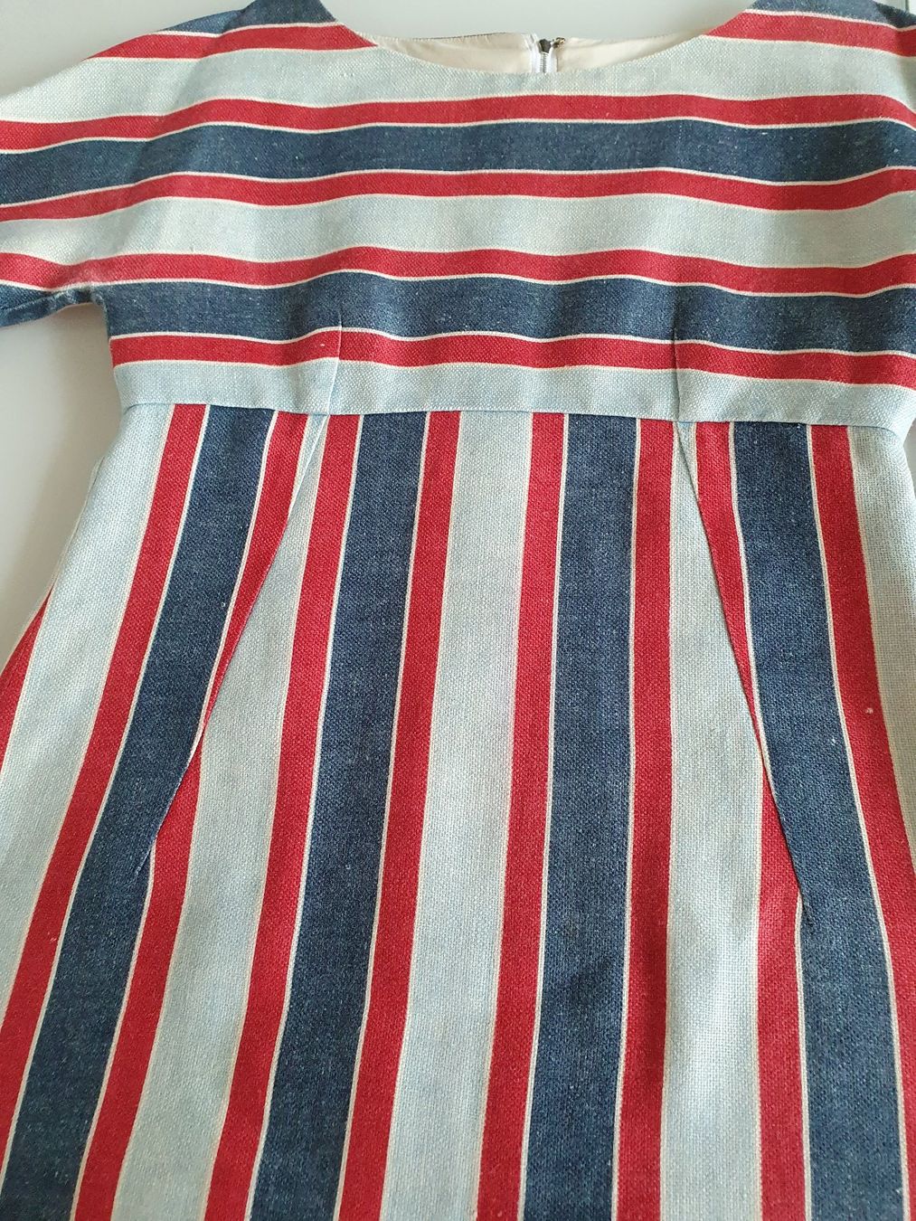 Dolce & Gabbana Vestiti: Robe Dolce & Gabbana rayée, 40 IT – Nuovo (secondo la descrizione) da Grand-Lancy venduto da kri_qk5y 5