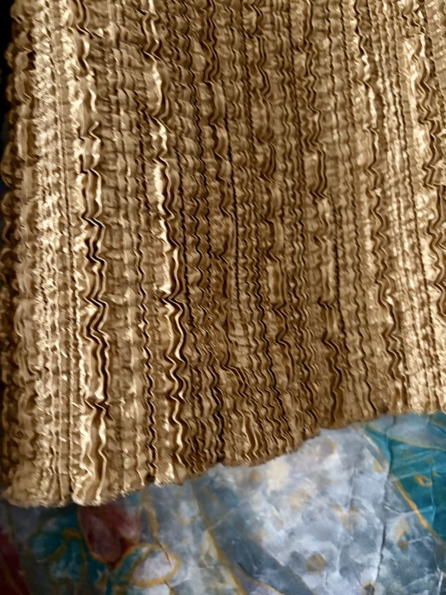 Camicette: Goldene Seidene crinkle Bluse 42 - 44 Elegant – Usato da Bellinzona venduto da LuganoBoutique 3