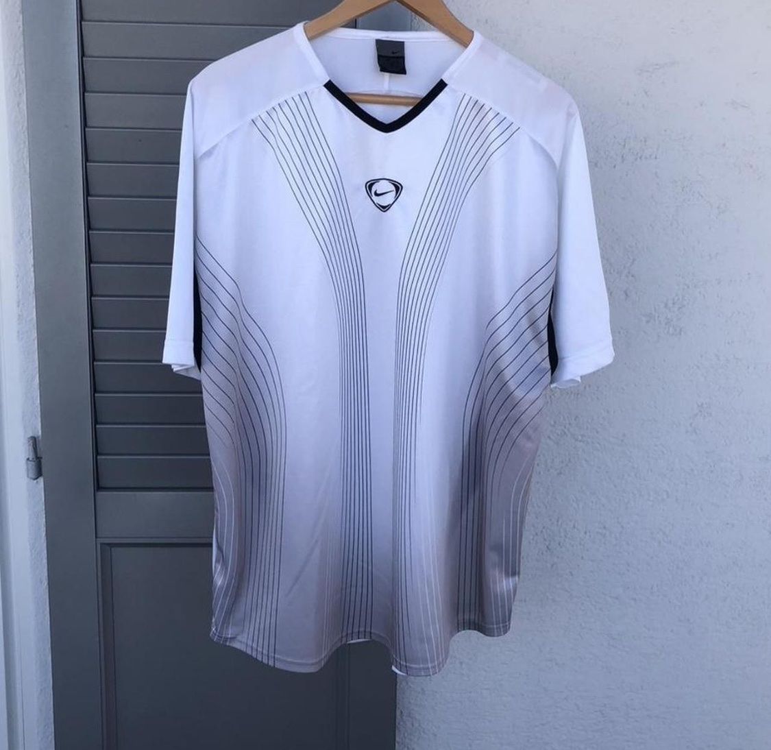 Nike T-shirt: Nike Sportshirt – Usato da Fribourg venduto da ann_l9b7