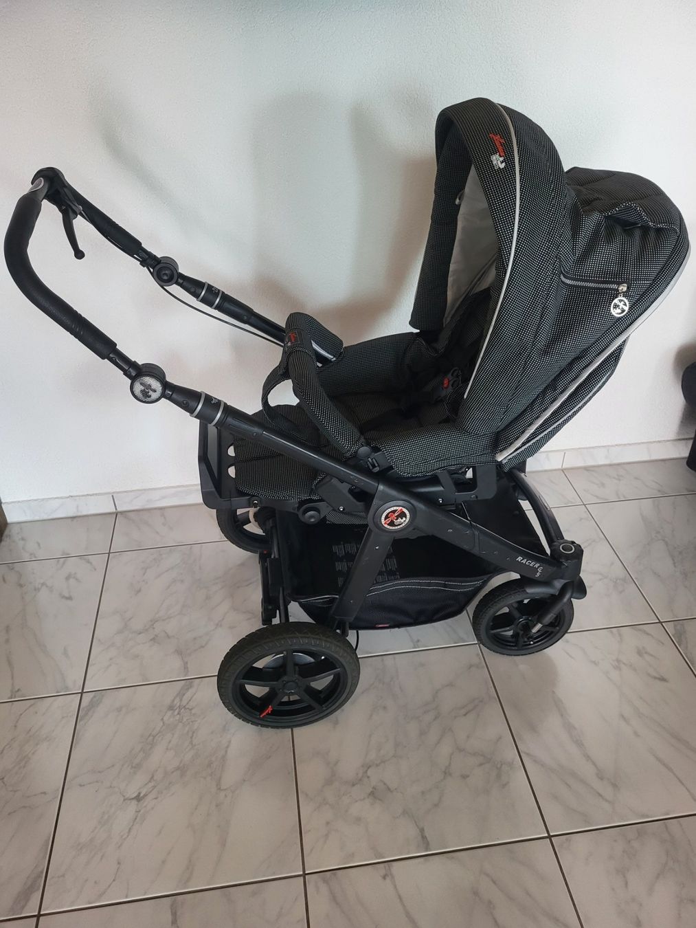 Hartan Carrozzine: Hartan Kinderwagen – Usato da Baar venduto da Xmau 3