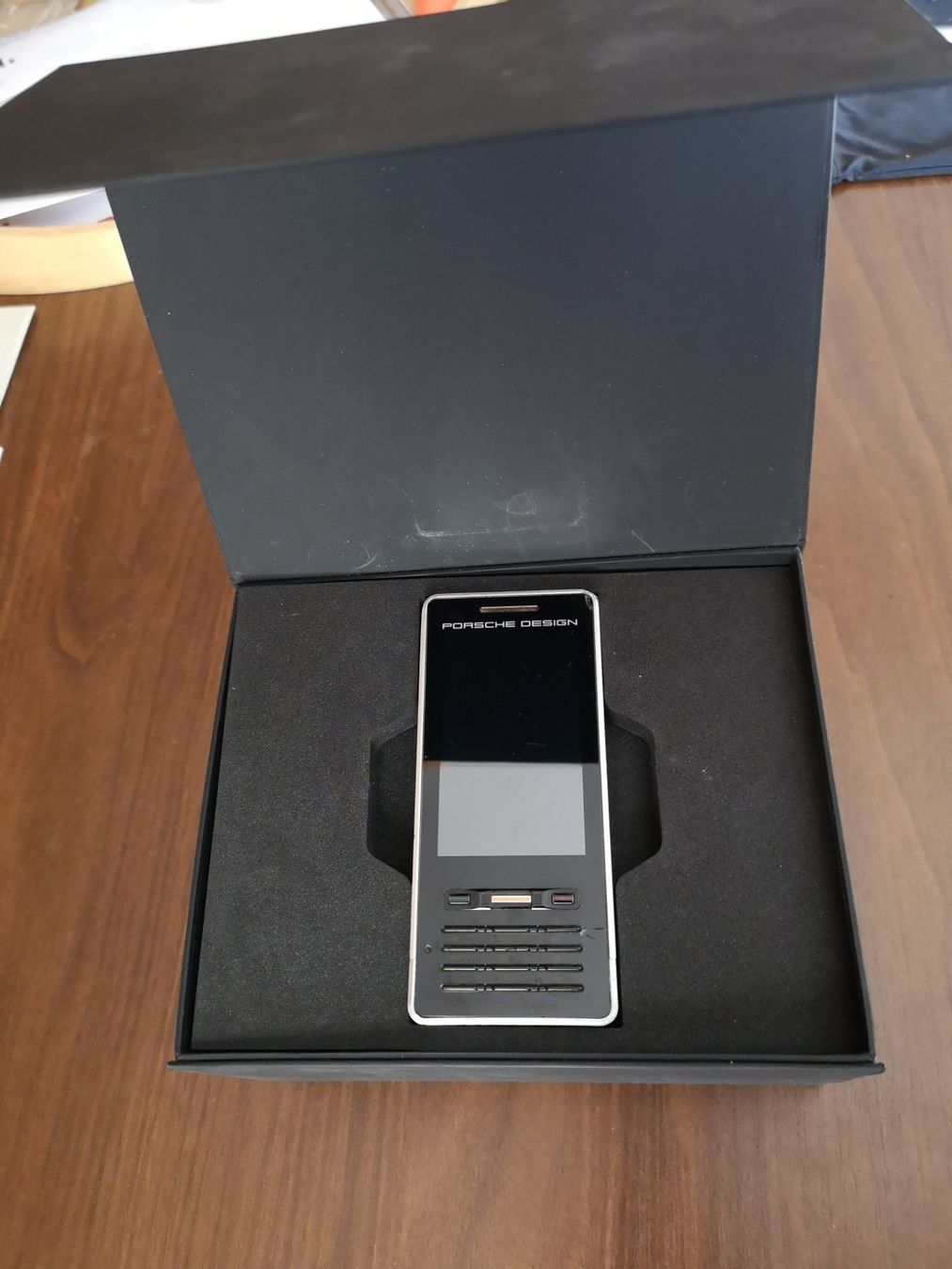 Telefoni cellulari / Smartphones: Porsche Design P 9522 Telefon – Usato da Klosters Dorf venduto da Baky61 1