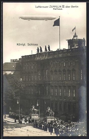 Photos & posters: Berlin, Luftschiff Zeppelin III über de – D'occasion à Berlin par bartko-reher