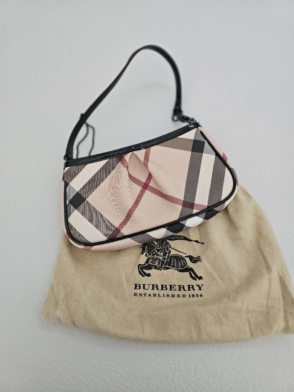 Burberry Borse da donna: 100% original Burberry pochette – Usato da bellinzona venduto da zeus6535