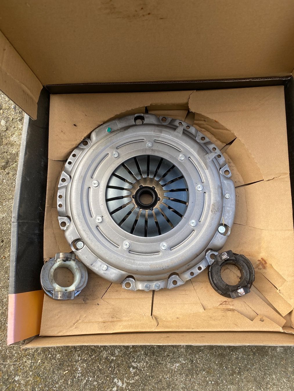 Tutti pezzi di ricambio auto: RIDEX Kupplungssatz 479C0009 - – Usato da Wildhaus venduto da mandala10 1