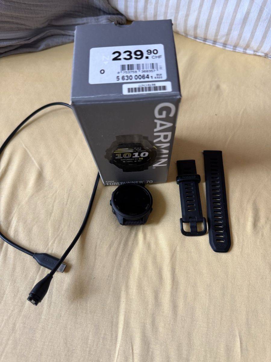 Garmin Smartwatch: Garmin Forerunner 70 43mm GPS Smartwatch Schwarz – Nuovo (secondo la descrizione) da Unterägeri venduto da Timo422662 2