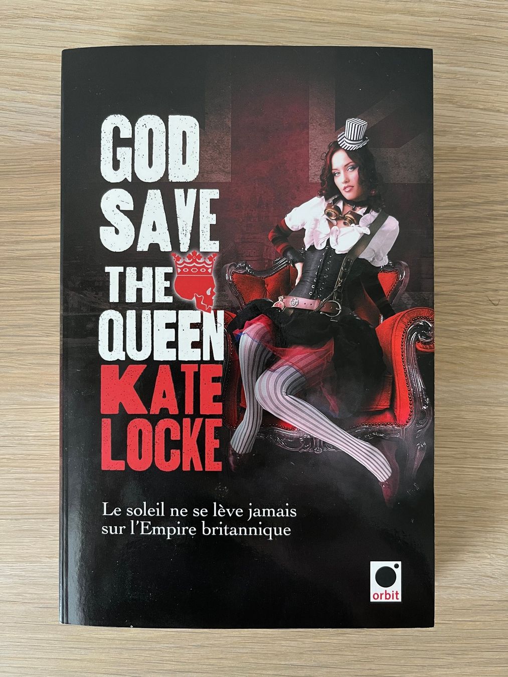 Libri: God Save the Queen - Kate Locke – Usato da Petit-Lancy venduto da cinrox