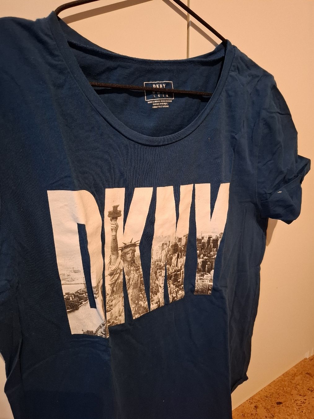 DKNY T-shirt: DKNY T-Shirt, Grösse L – Usato da Lütisburg venduto da amerika123 1