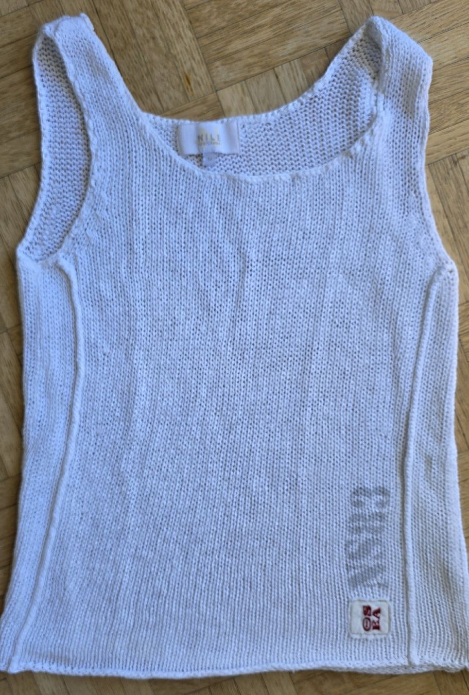 Nile Tops: Débardeur Nile Taille M Blanc – D'occasion à Yverdon-les-Bains par van_dq65