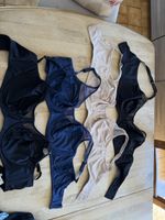 Lot de 4 soutiens-gorge DIM 100E noir bleu beige