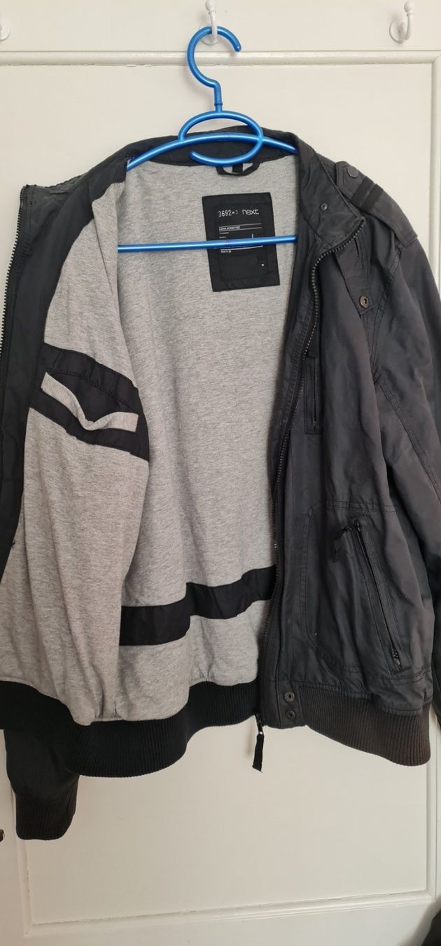 Giacche: Super Jacke Schwarz von Next Grösse L – Usato da Baden venduto da swiss-alps 1